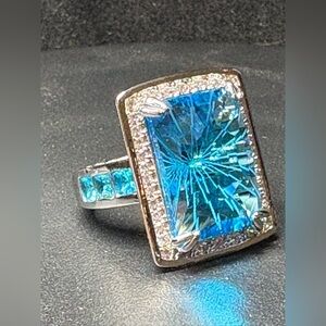 Spectacular Blue sterling Silver Women's Ring